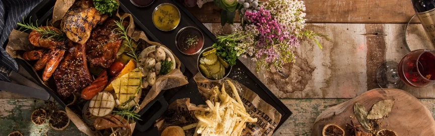 Best 10 Places To Eat in Santa Cruz De La Sierra 